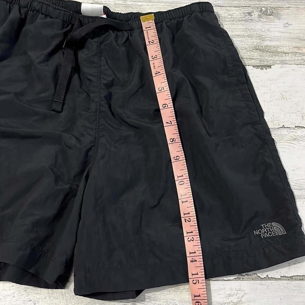 The North Face Black Shorts Size L - Picture 8 of 8